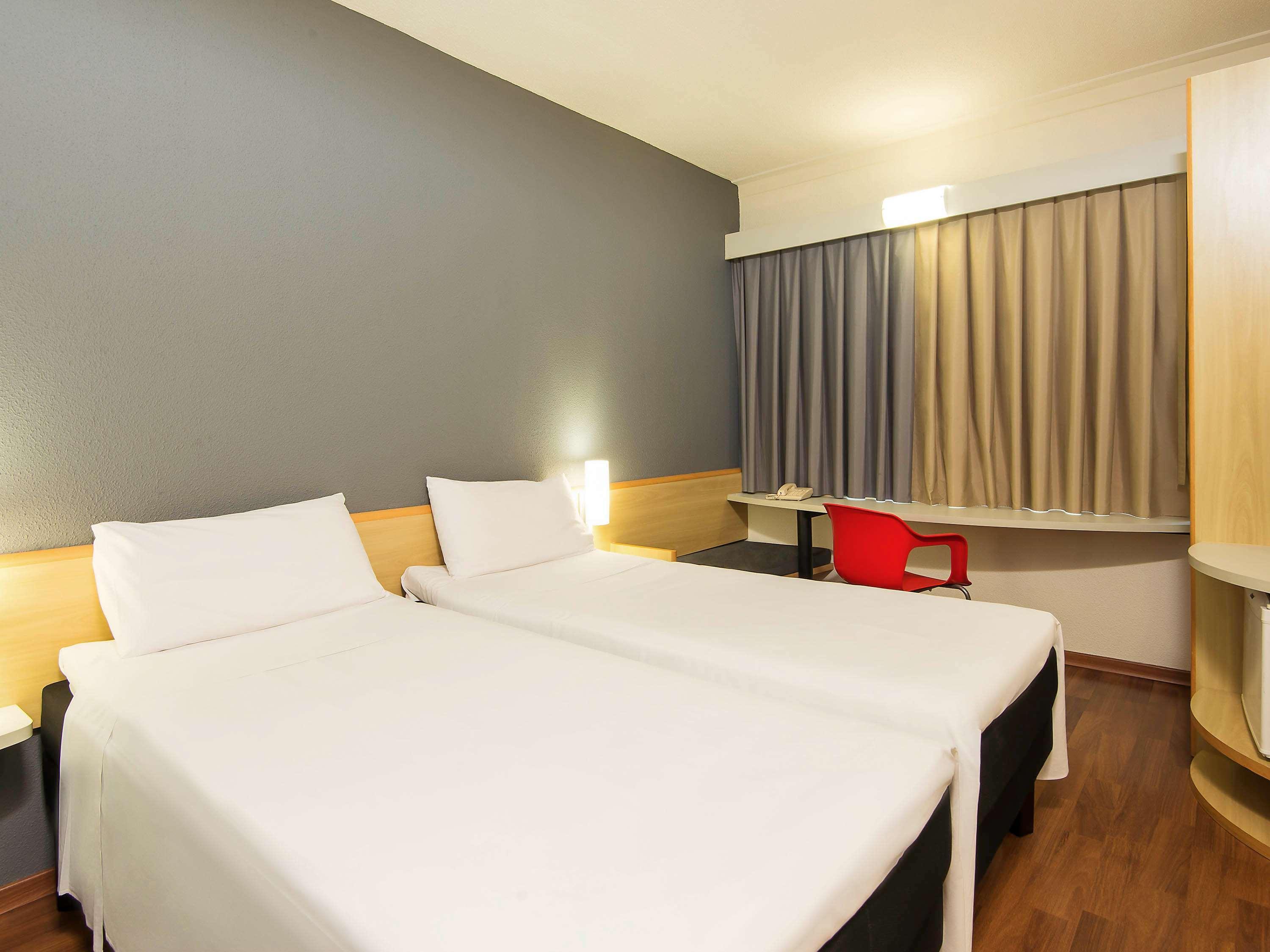 Готель Ibis Sao Jose Dos Campos Colinas Екстер'єр фото