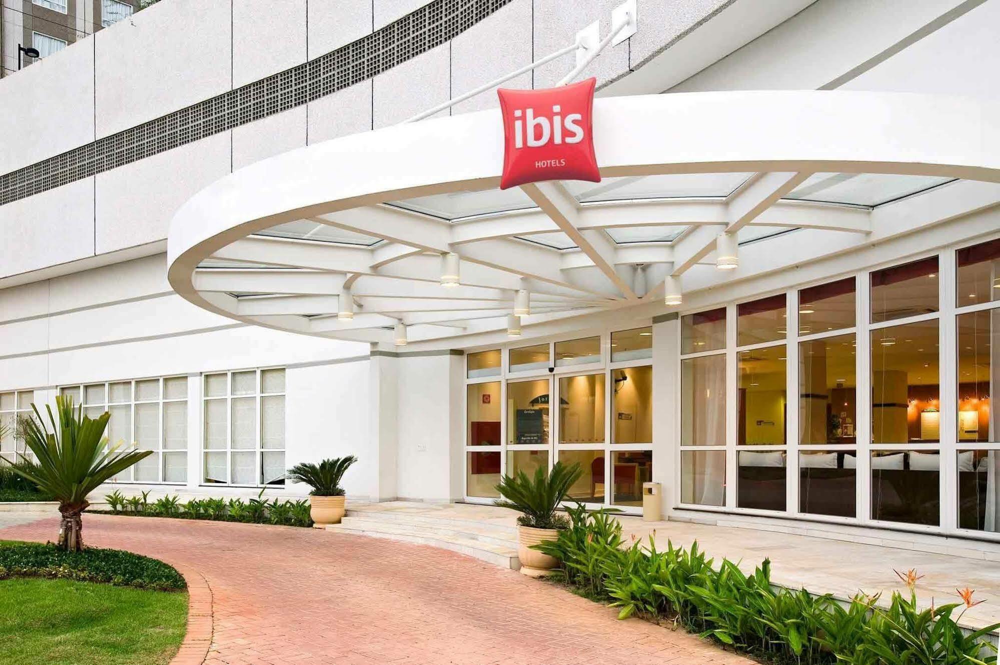 Готель Ibis Sao Jose Dos Campos Colinas Екстер'єр фото