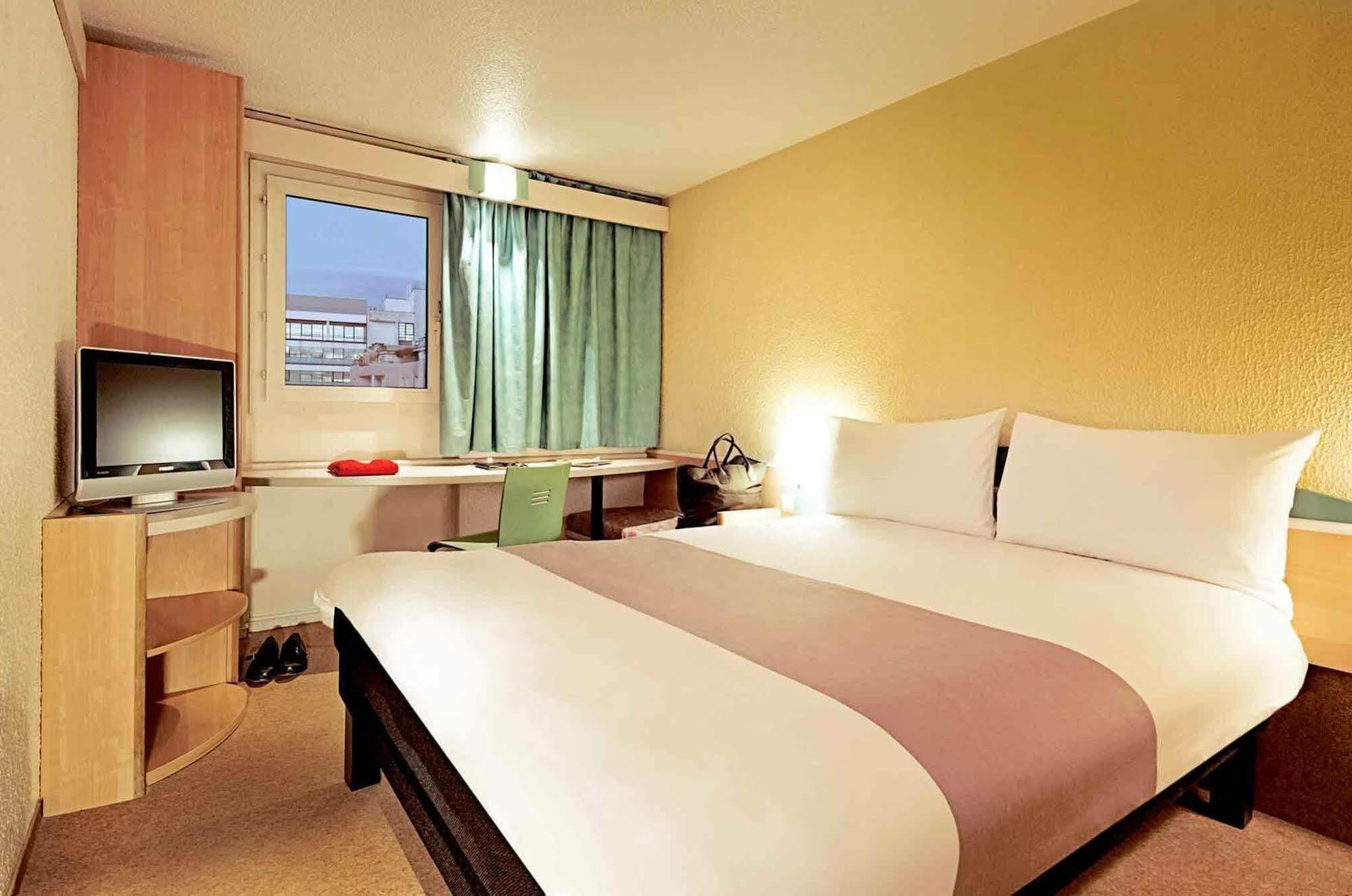 Готель Ibis Sao Jose Dos Campos Colinas Екстер'єр фото